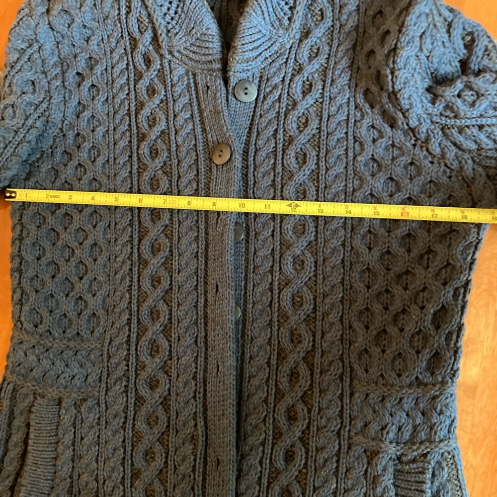 Aran Crafts Wool Sweater Coat Scalloped Bottom - Picture 8 of 12